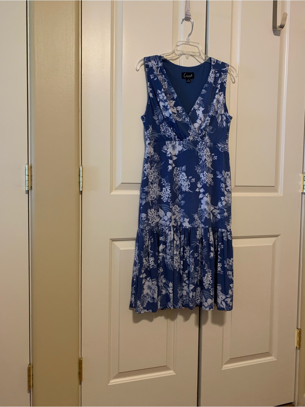 Connected Apparel Size 6 Dress Knee Length 38”
